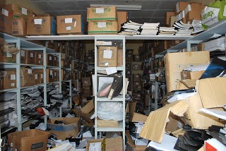 Arquivo “tradicional” ou “depósito” de documentos sem organização. Fonte: desconhecida